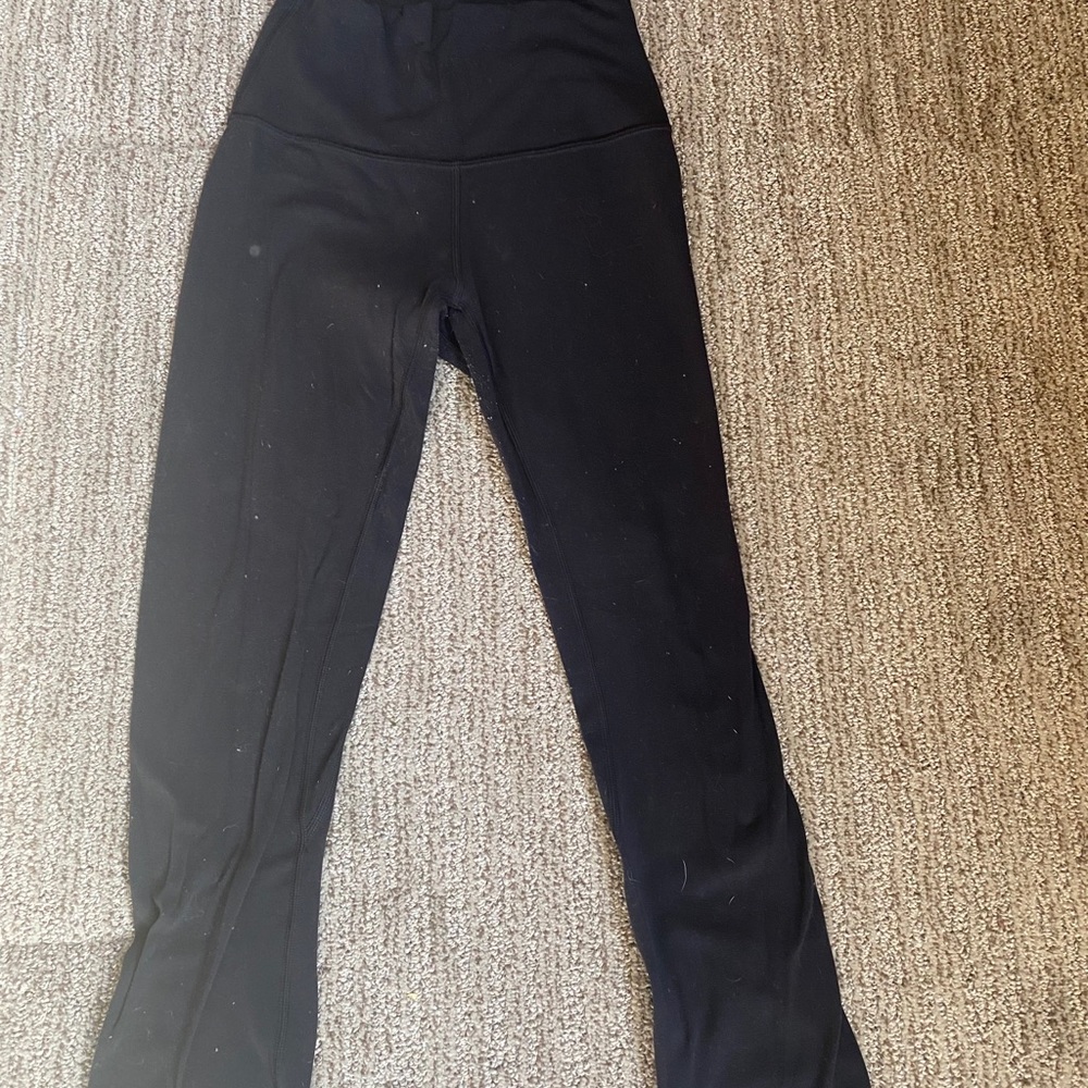 Black Lululemon align leggings